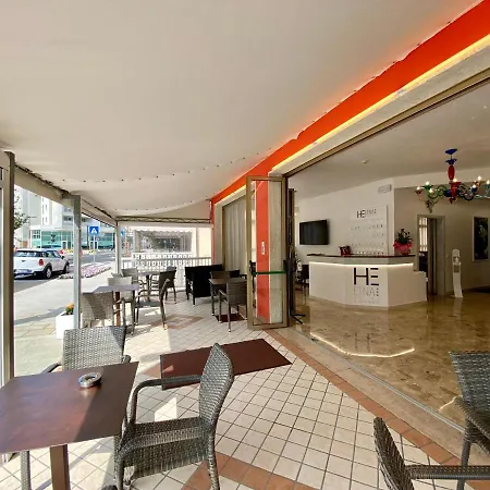Hotel Etna 3*