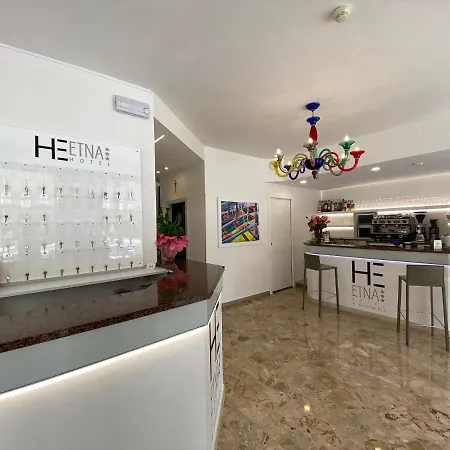 Hotell Etna 3*