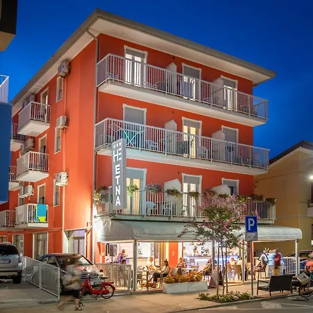 Hotell Etna 3*