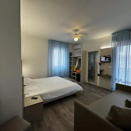 Hotell Etna 3*