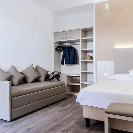 Hotell Etna 3*
