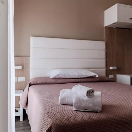 Etna Hotel 3*