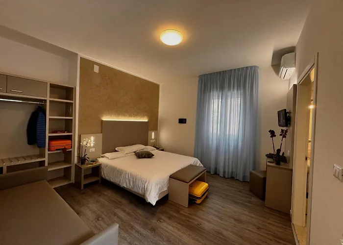 Etna Отель Каорле